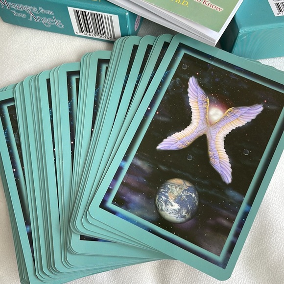 Messages from Your Angels Doreen Virtue Oracle Cards - Picture 6 of 6